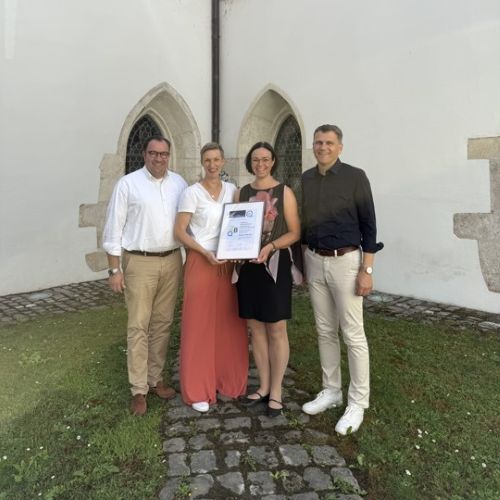 Opens page 'Qualität, die verbindet – wir sind ZBQ-zertifiziert!'